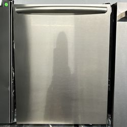 🔥 Bosch 24” Stainless Steel Dishwasher – Open Box 🔥