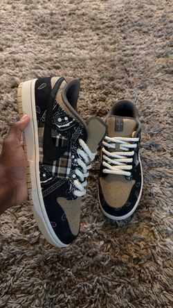 Jordan 1 Low Travis Scotts