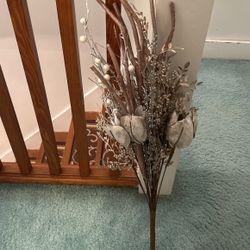 Metallic Magnolia Tree Topper 