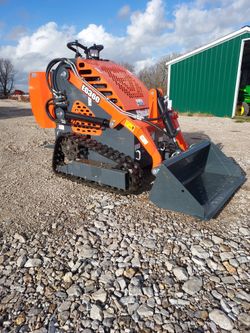 2024 EG360 Mini SKID steer