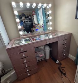Large Vanity Desk with Hollywood Lighted Mirror