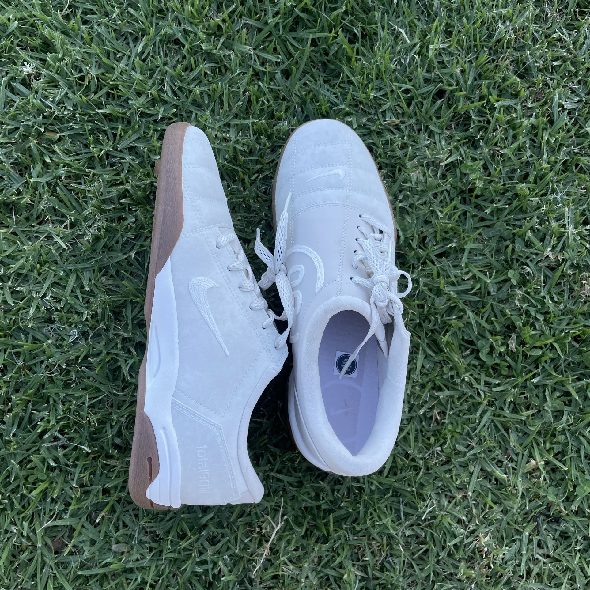 Nike Total 90 Indoor Shoes 7 M | 8.5 W