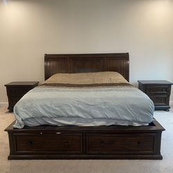 King Size Slay Bed