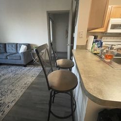 Four Bar Stools ! Like New 