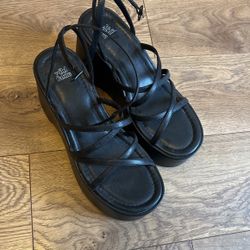 Wild Fable Black Wedges