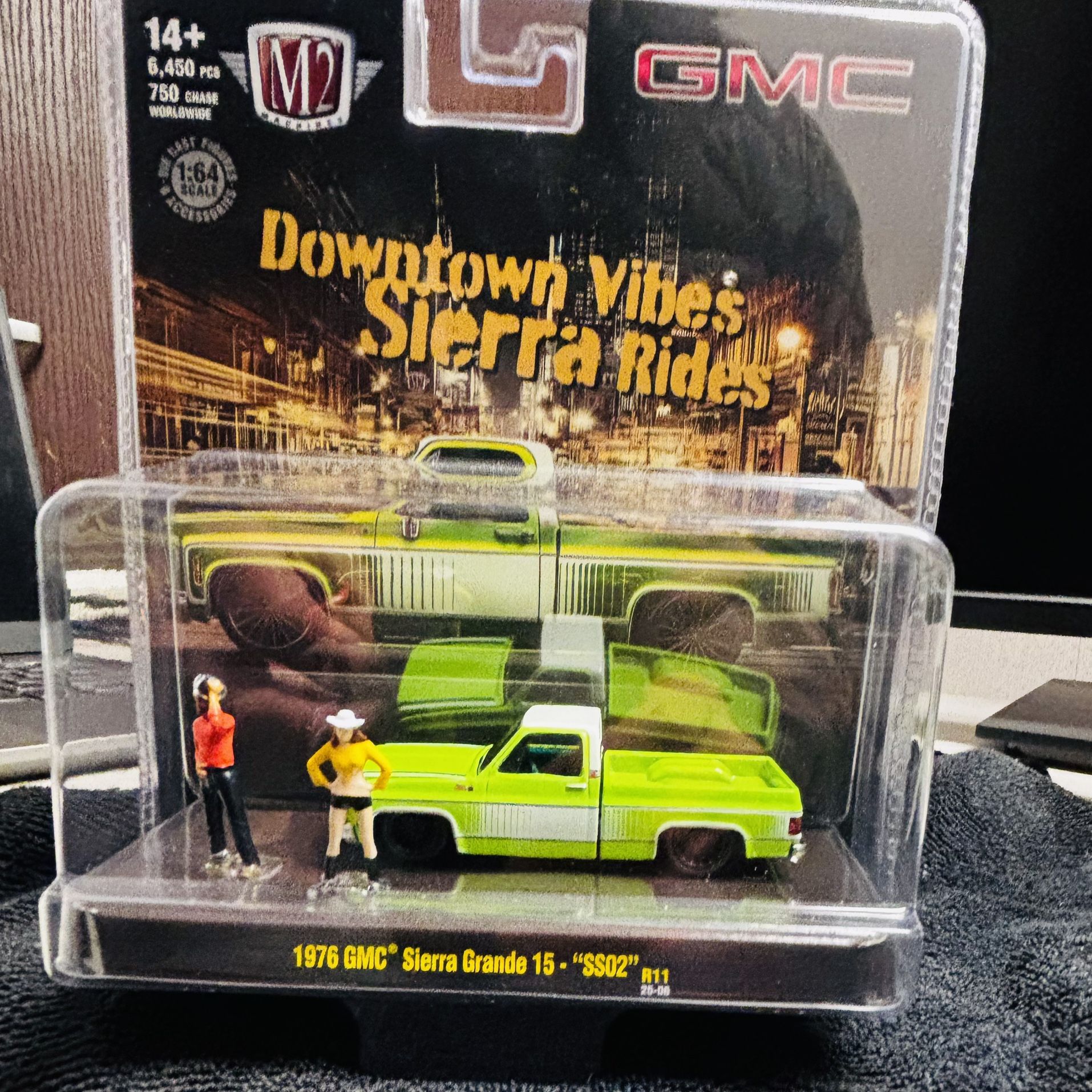 M2 Machines 1976 GMC Sierra Grande