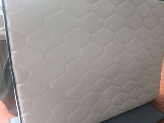 Full size mattress