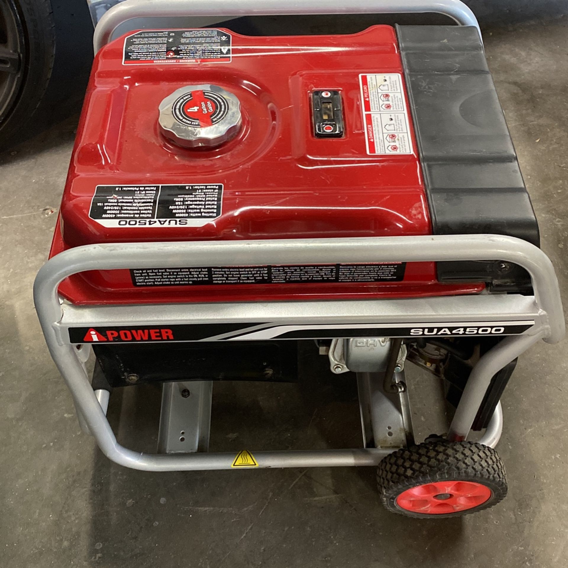 SUA 4500 Generator Almost New