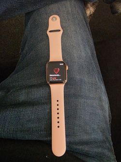 Apple Watch SE 40mm Gold Aluminum GPS + LTE