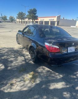 2004 BMW 525i