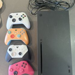 Xbox Series X w/ 4 Controllers