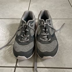 Grey 8 1/2 Women’s Shoes