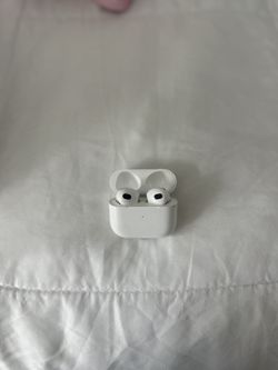 Аррlе АirРоdѕ 3rd Generation Wireless In-Ear Headset - White - New