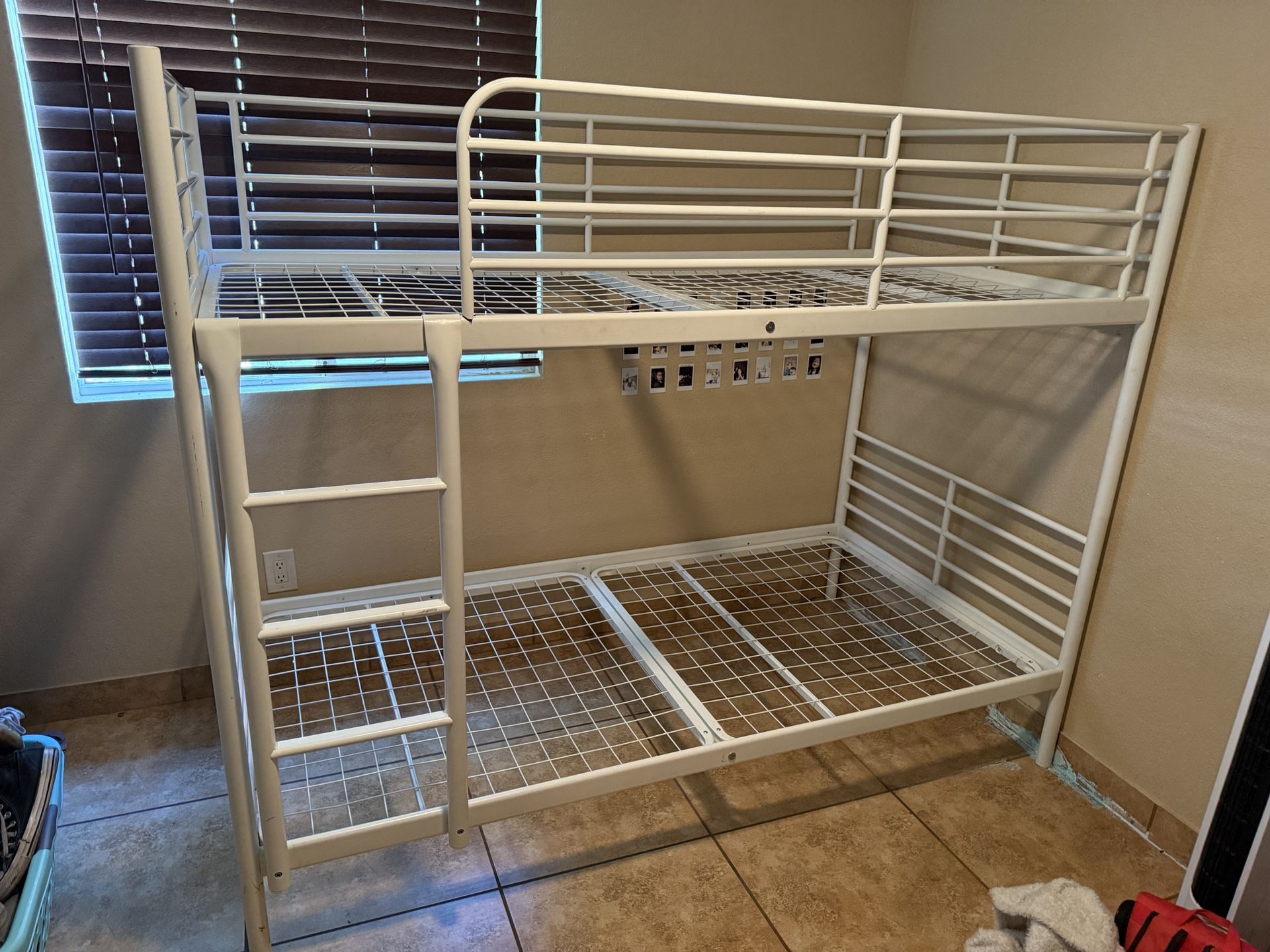 Twin Bunk Beds