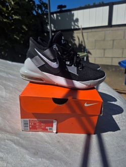 Sapatos nikes nuevo 6,5