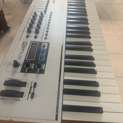 ARTURIA KEYLAB 88 MKII 88-KEY WEIGHTED KEYBOARD CONTROLLER