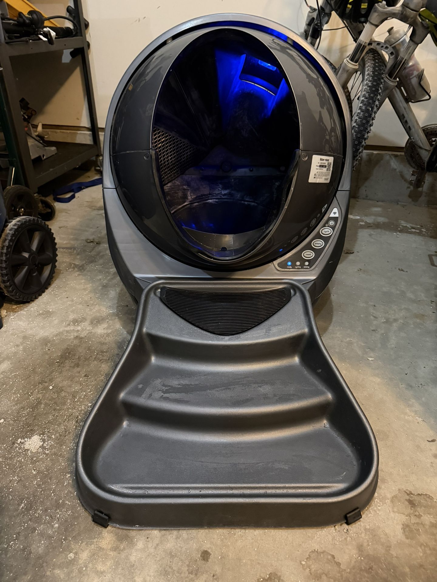 Pet Cat Litter Robot 3