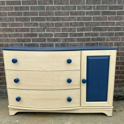 dresser set