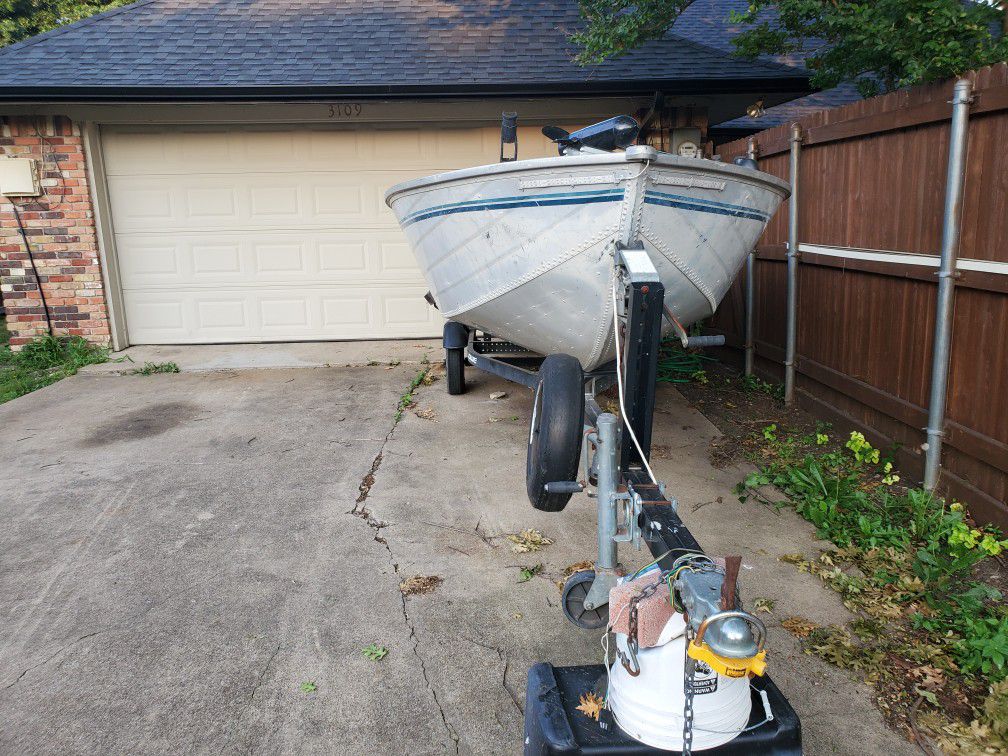 Lowe boat and trailer