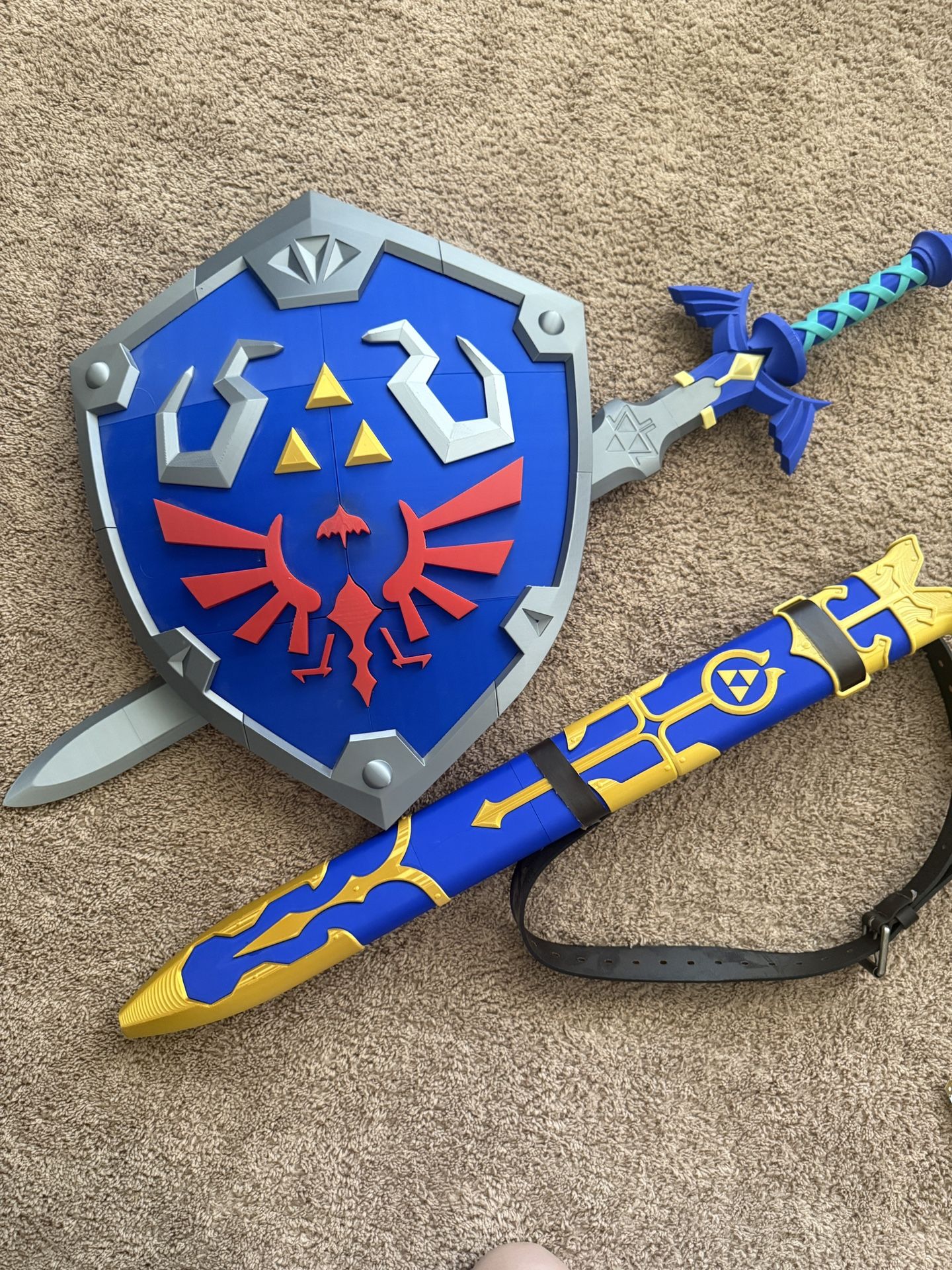 Legend Of Zelda Master Sword, Hylian Shield And Sheath (cosplay)