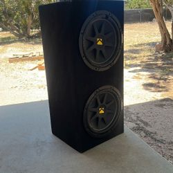 Kicker Comp C12 Subwoofers W/ Box