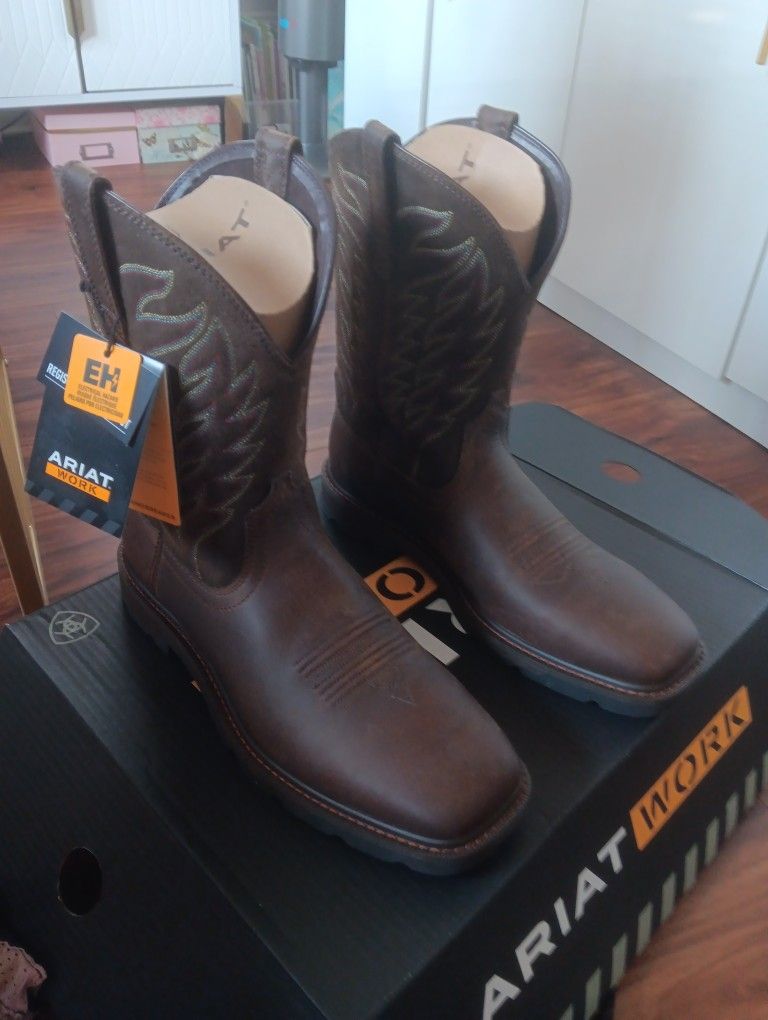 New ARIAT Groundbreaker Men's Work Boots Sz. 11.5 $120 OBO 