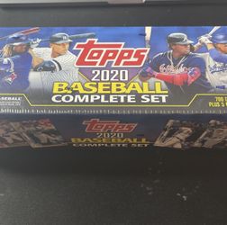 Topps 2020 set of baseball cards 