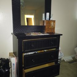 Vintage Solid Oak 3 Drawer Dresser with Mirror