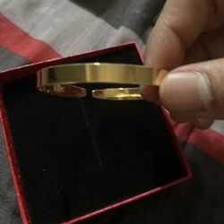Gold Cuff Bracelet 