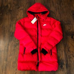 NEW ARRIVAL! Men’s Nike Puffer/Bubble Jacket!