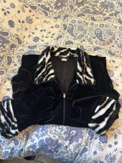 Blouse / Sweaters