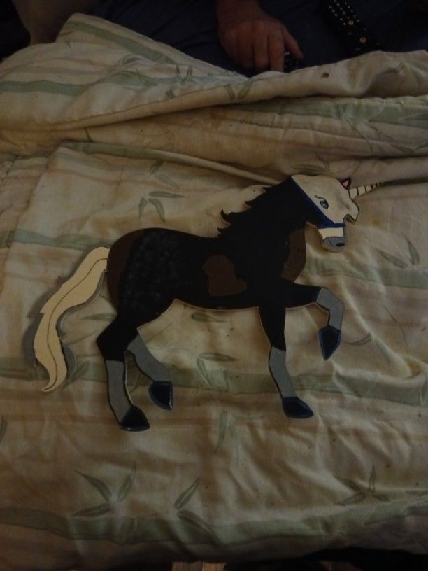 I. Am. Sale. My. Horse. That I. Painted