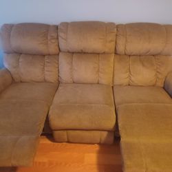 3 seat 2 recliner couch