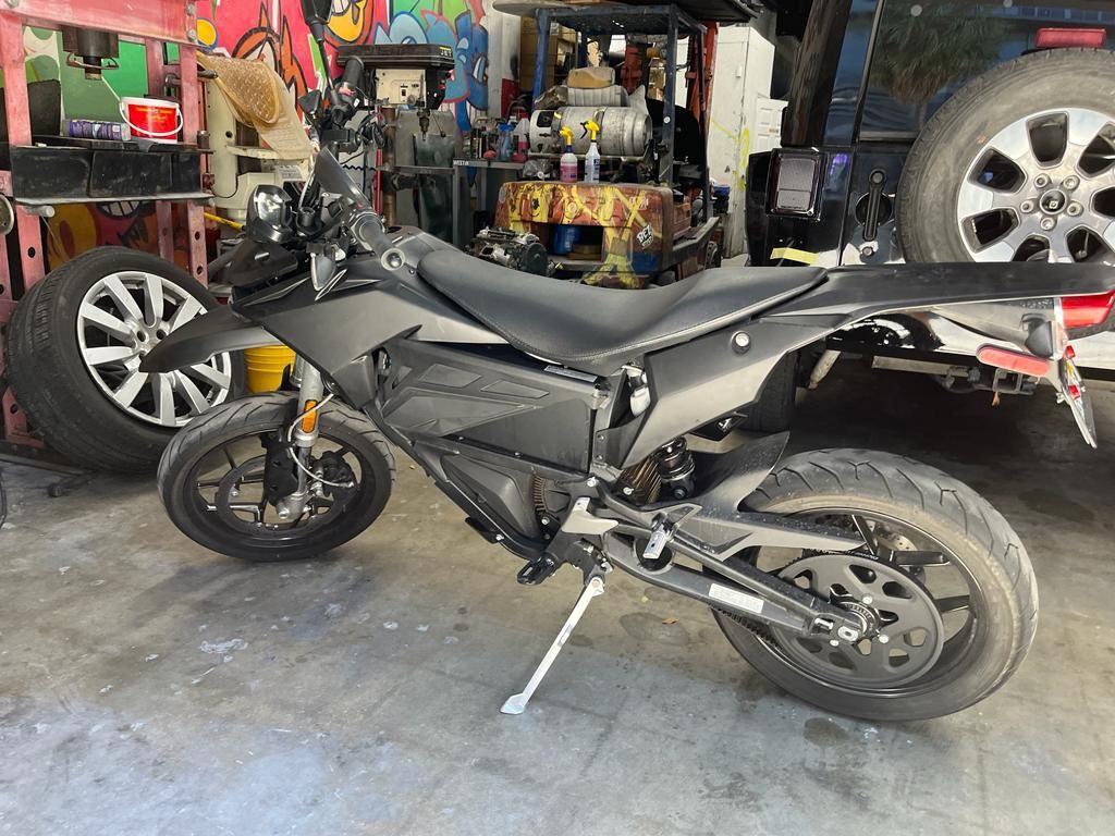 Photo inspiration: 2020 Zero Sr F Electric Motorcycle Reference: 2022 Zero Fxs Fully Electric Motorcycle For Sale In Miami