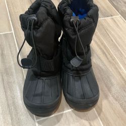 Kids Snow Boots Size 3