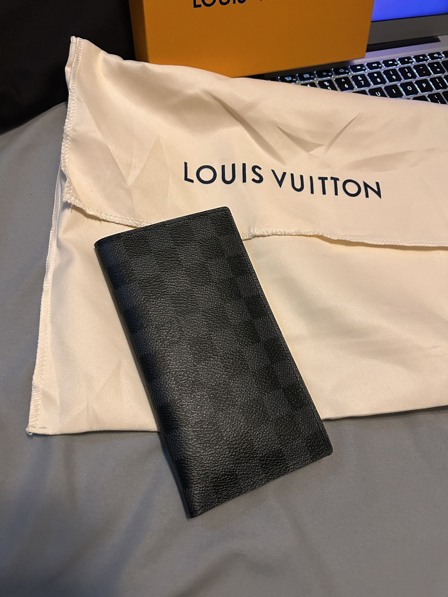 Louis Vuitton Wallet 