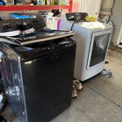 Washing Machine And Dryer 