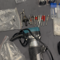 Vevor Router with accessories and bits