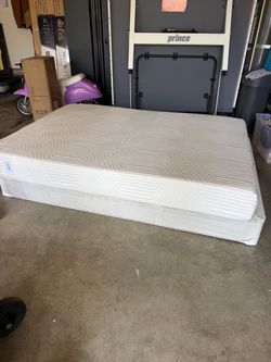 Free Matress, frame, and box