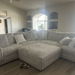 Brand New Super Plush Comfy Stupendous Alloy Ashley Sectional 