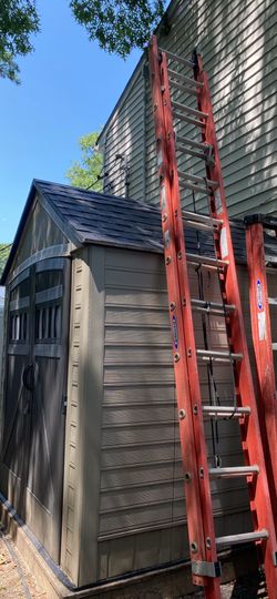 24 foot extension ladder $250