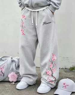 Men’s baggy sweatpants