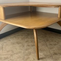 MCM HEYWOOD-WAKEFIELD TWO-TIERED CORNER END TABLE