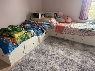Twin Corner Bed Set with Storage Drawers