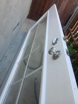 Door With Dual https://offerup.com/redirect/?o=UGF5bi5nbGFzcw==