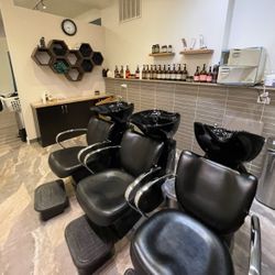 3 Leather High Quality Hair Washing Stations 