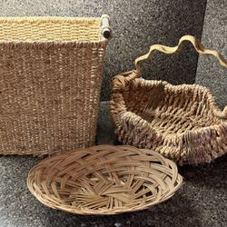 Wicker/straw Baskets- Free
