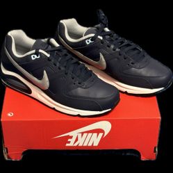 Air Max Command Leather