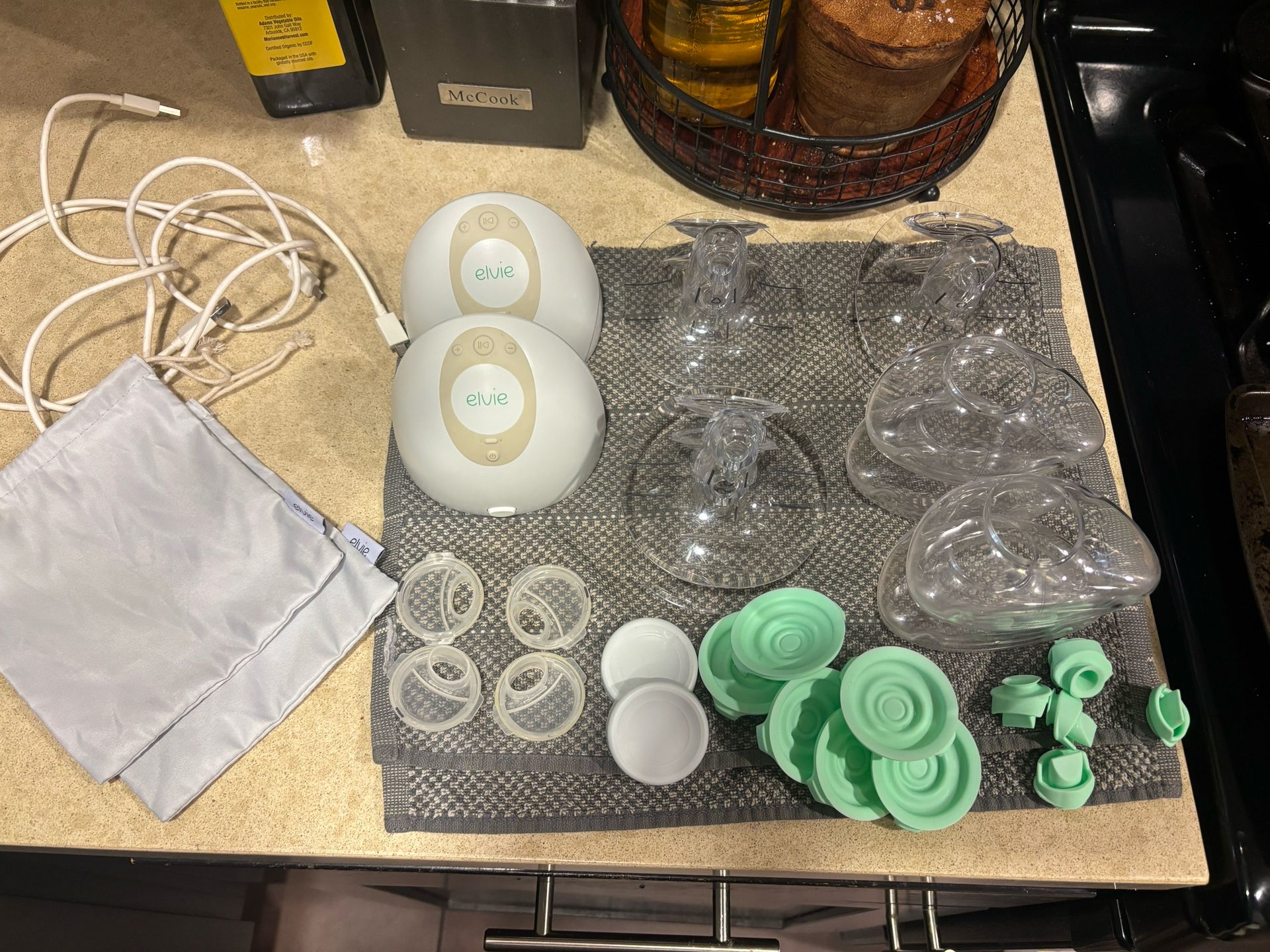 Elvie  pump And accessories 