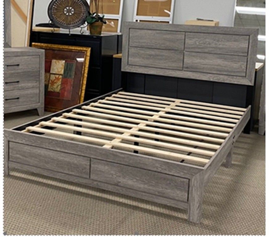 QUEEN PLATFORM BED FRAME